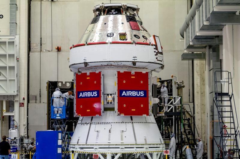 Artemis I Orion - photo: NASA/Radislav Sinyak