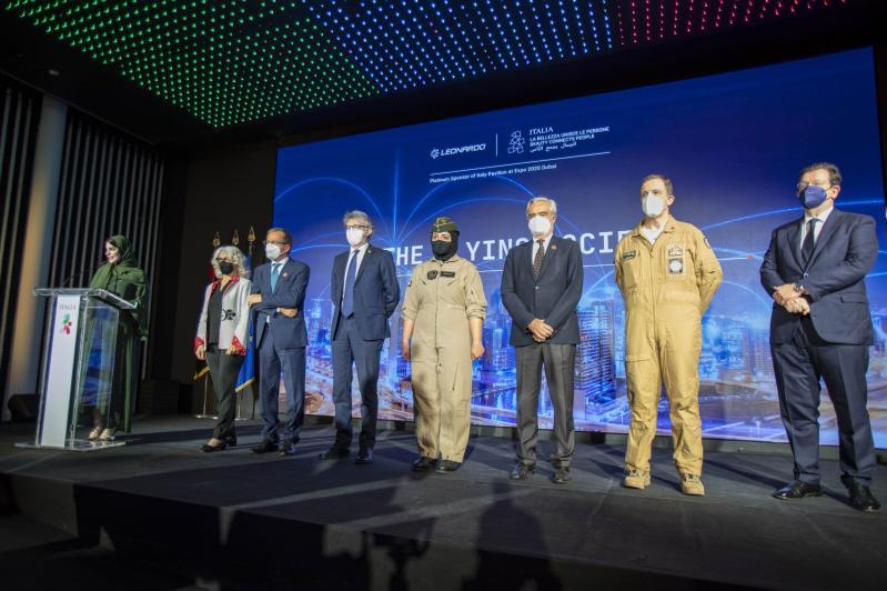 جامعة خليفة وشركة الطيران والدفاع العالمية Leonardo تتعاونان في توفير شهادات اعتماد وبرامج تدريب في اللغتين العربية والإنكليزية