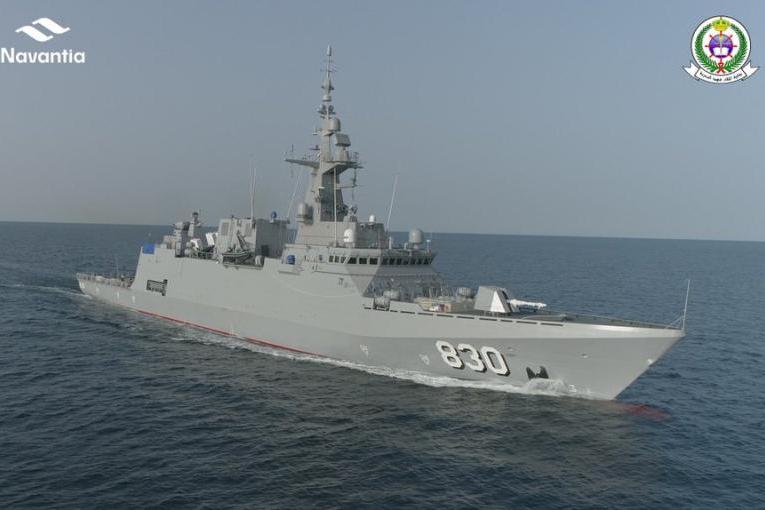 في كانون الأول/ديسمبر 2021 أطلق حوض بناء السفن «نافانتيا» Navantia الإسبانية الفرقيطة الخامسة والأخيرة من فئة Avante 2200 لصالح القوات البحرية الملكية السعودية في إطار برنامج «السروات». تم توقيع العقد الذي تبلغ كلفته مليارات الدولار الأميركي لبناء خمس فرقيطات بين «الشركة السعودية للصناعات العسكرية» SAMI والشركة الإسبانية في تموز/يوليو 2018.
