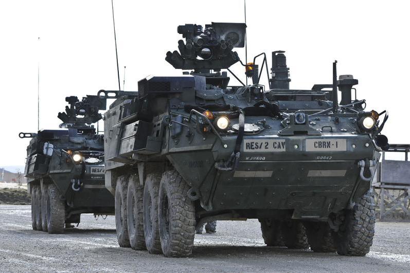 البرنامج الأميركي الرئيسي في هذا المجال هو عربة M1135 Stryker ، صنع شركة   GDLS
