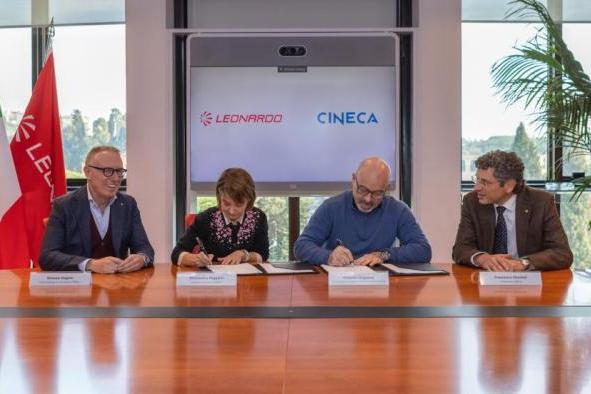 From left Simone Ungaro - Chief Strategy & Innovation Officer of Leonardo, Alessandra Poggiani – General Manager of Cineca, Roberto Cingolani - CEO and General Manager of Leonardo, Francesco Ubertini – President of Cineca
