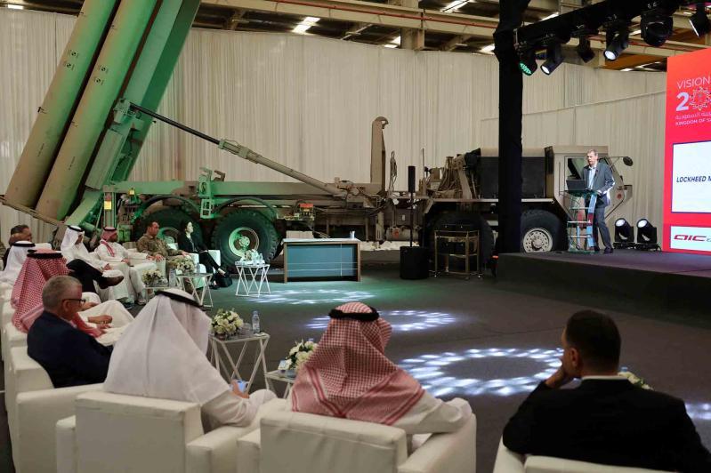 THAAD هو نظام دفاع صاروخي مثبت الفعالية في القتال ومتطور للغاية ومصمم لاعتراض وتدمير الصواريخ الباليستية القادمة داخل الغلاف الجوي وخارجه. 