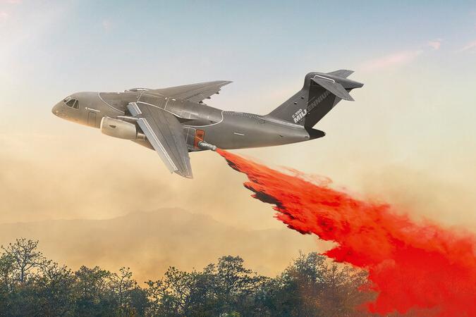 يُمكن استخدام C-390 كوسيلةٍ لمكافحة الحرائق جواً على نطاق واسع
