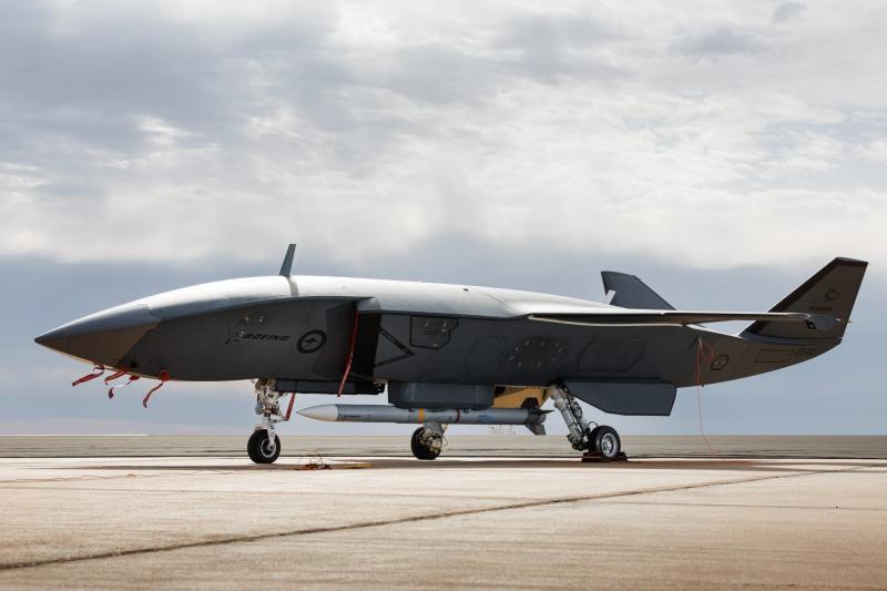 دخلت Rheinmetall و Boeing أستراليا في شراكة استراتيجية لتقديم طائرة MQ-28 الشبحية كحلٍّ متكامل للجيش الألماني ضمن برنامج شراء طائرات القتال التعاونية (CCA) بحلول العام 2029. 