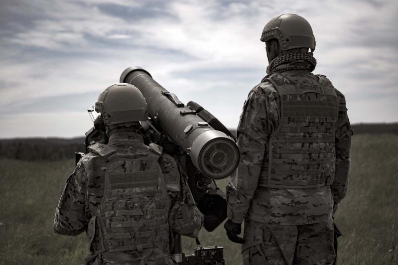 نظام الدفاع SAAB RBS 70 المحمول على الكتف
