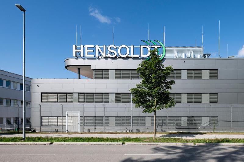 HENSOLDT invests in Project Q and strengthens the partnership