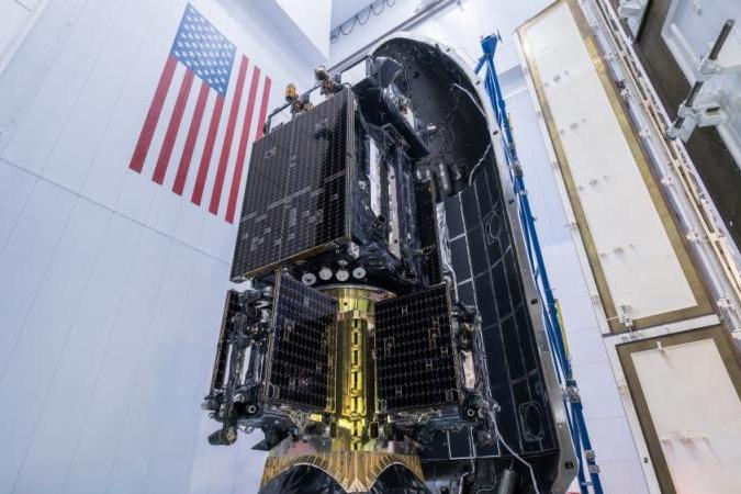 MRV and three MEPs prior to encapsulation in the launch vehicle fairing. (Photo Credit: SpaceX)